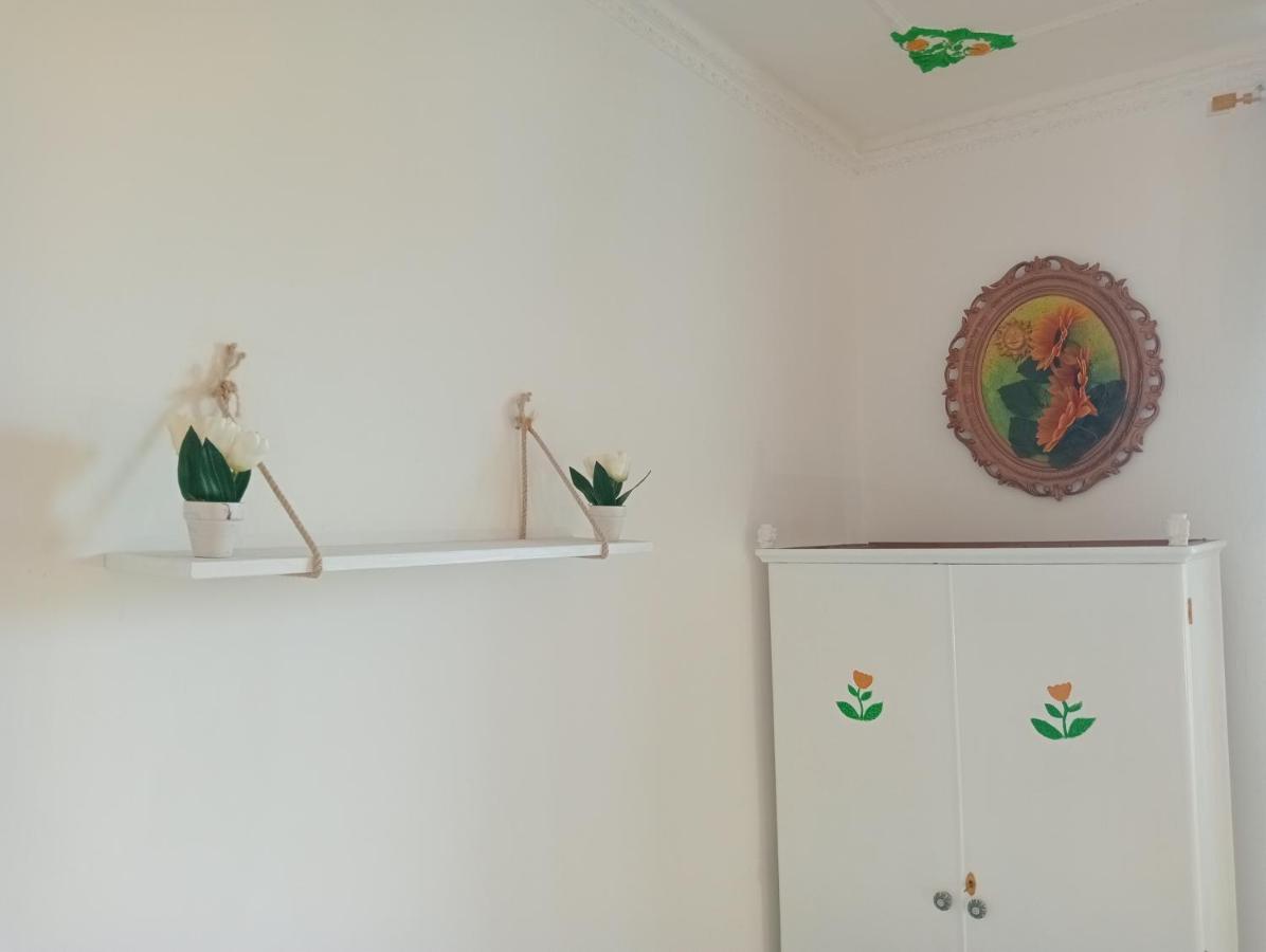 Casa Vacanze I Tre Girasoli "Green House" 卡尔塔吉罗 外观 照片