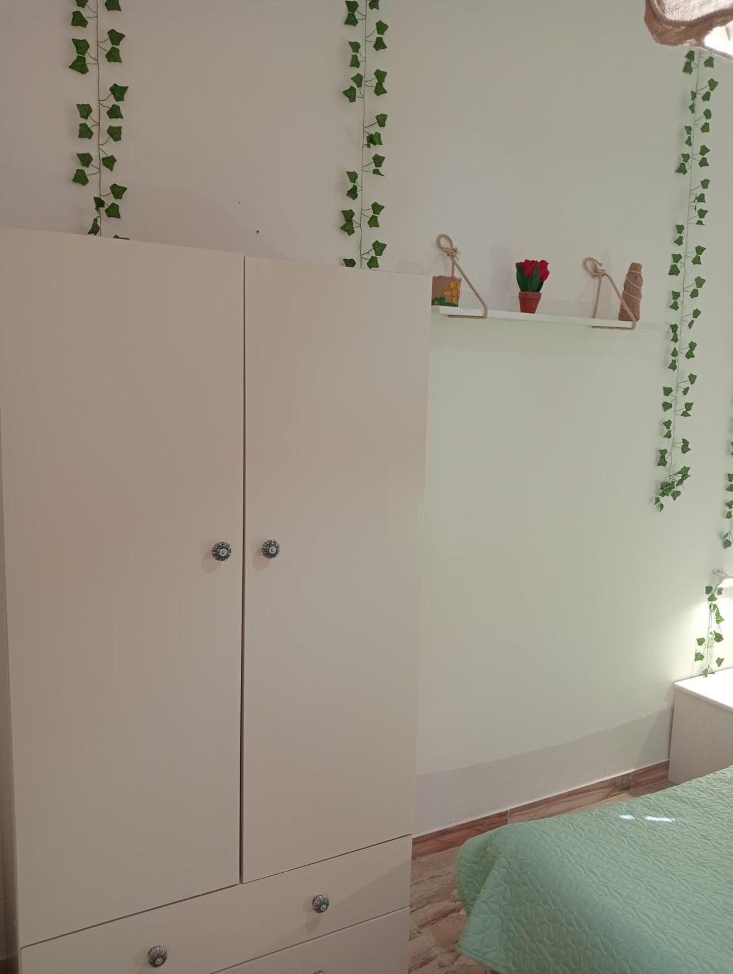 Casa Vacanze I Tre Girasoli "Green House" 卡尔塔吉罗 外观 照片
